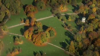 Helikopterbild Englischer Garten Herbst